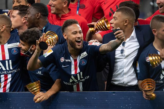 英联杯-伊萨克破门戈登建功 阿森纳0-2纽卡斯尔