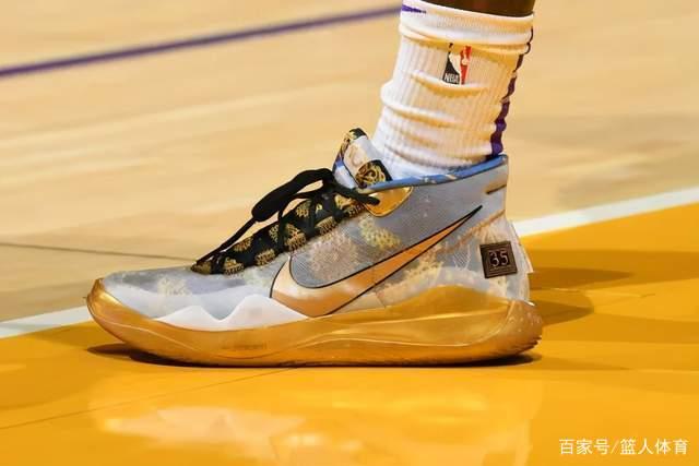 詹姆斯63+21沃特斯40分周琦25分 天津大胜广东